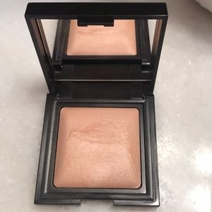 Laura Mercier Candleglow sheer perfecting powder